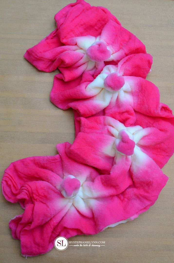 Tie Dye Flowers Pattern / Beautiful Bright Neon Tie Dye Painted Flowers